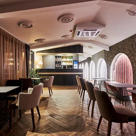 Hotel паризи