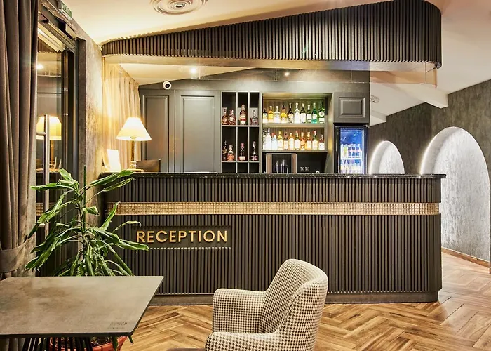 паризи ホテル カザンラク