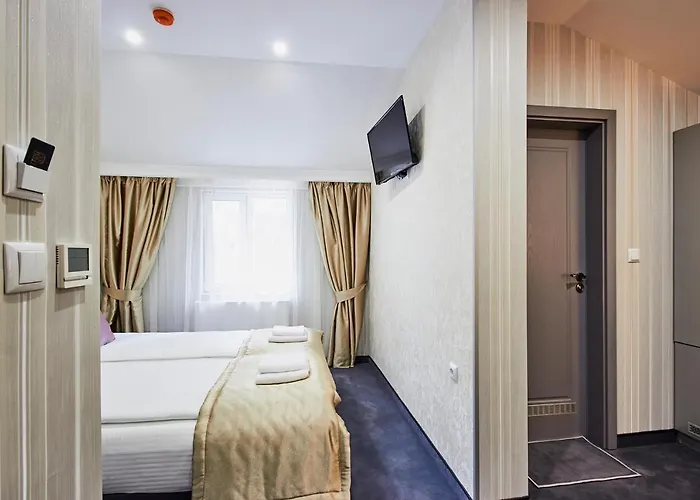 ホテル паризи 3*